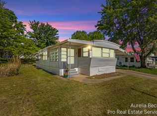 5720 Manistee Dr NE, Belmont, MI 49306