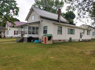 357 W Walnut St, Nappanee, IN 46550
