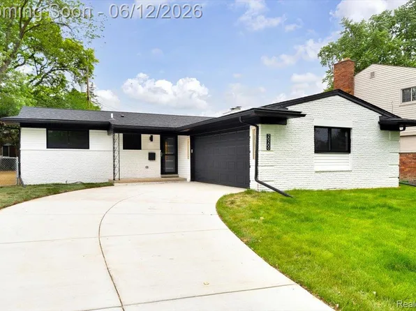 20200 Brookshire St, Southfield, MI 48076