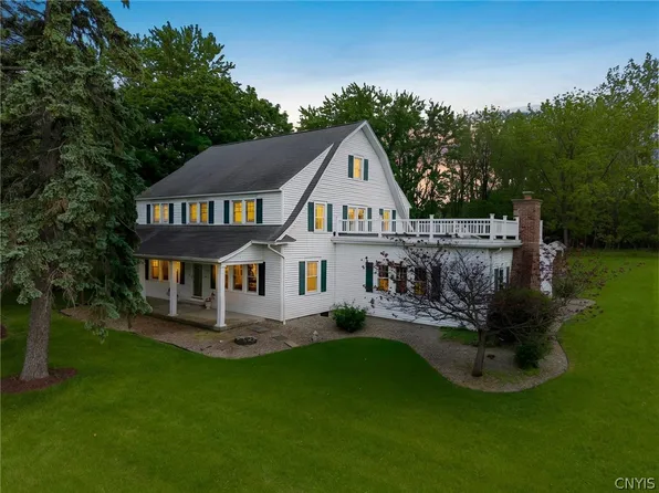 7026-7028 Owasco Rd, Auburn, NY 13021