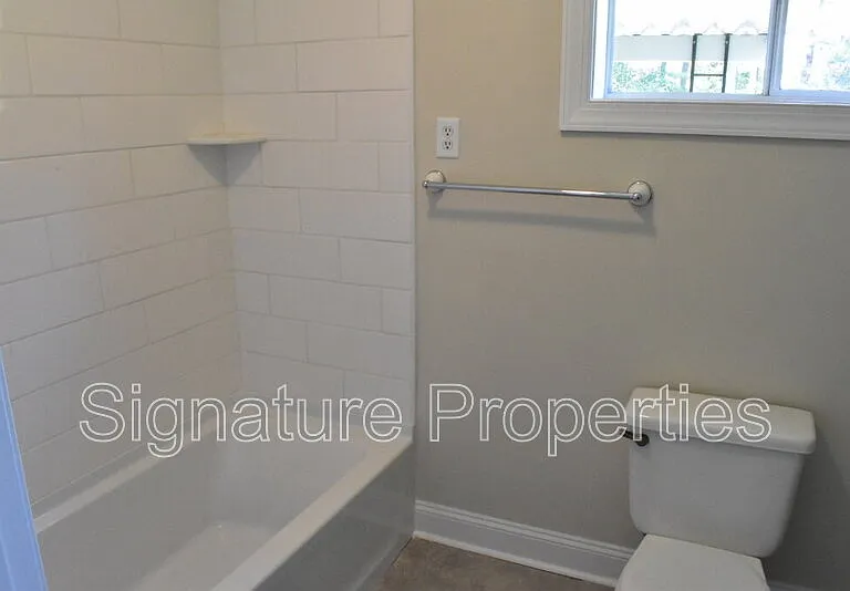 8304 Michael Rd — Photo 21