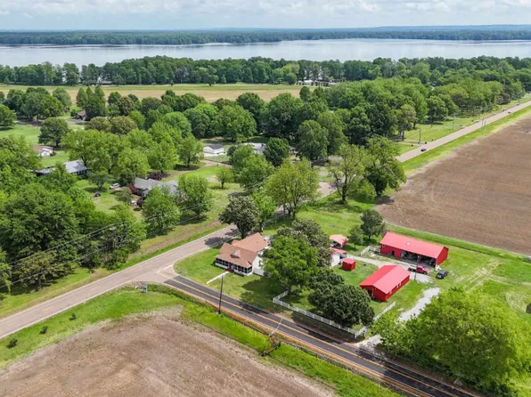 15 Sunkist Beach Rd, Tiptonville, TN 38079