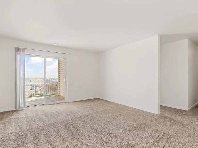 Three Bedroom - 3 Bed / 2 Bath - 1,326 Sq.Ft.