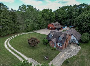 2424 E Turkeyfoot Lake Rd, Akron, OH 44312