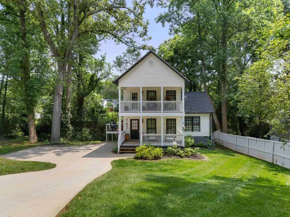 147 Blythe Dr, Greenville, SC 29605