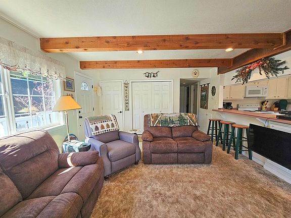 5th image of 38246 Alpine Ave