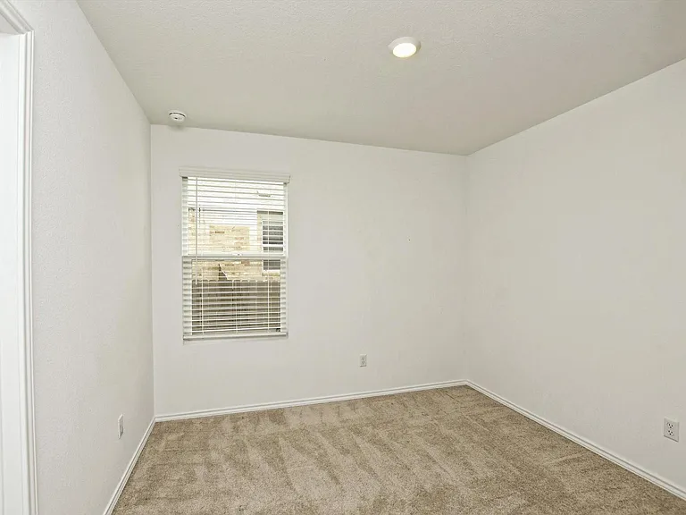 2108 Golden Grain Ln — Photo 20