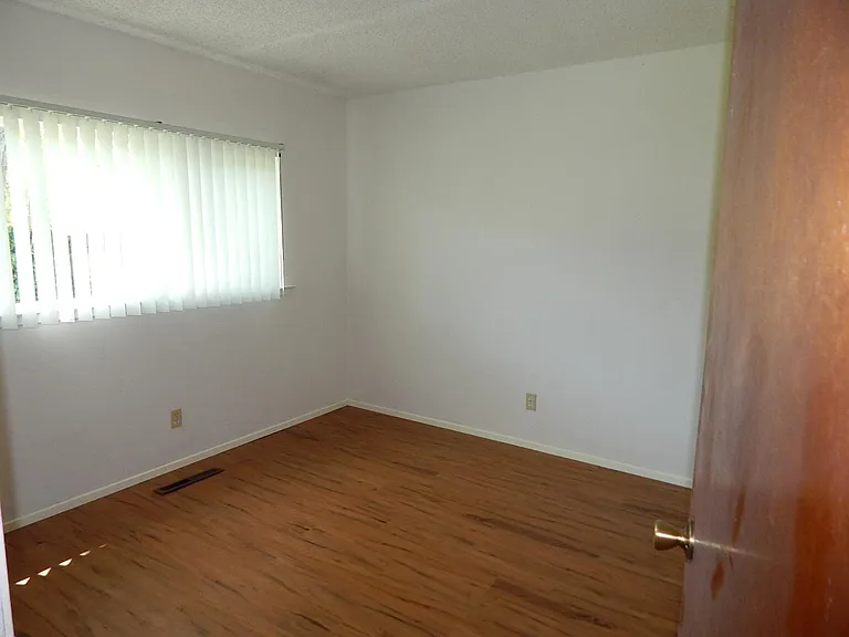 2512 Lafayette Dr — Photo 13