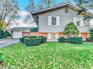 1708 Millbrook Ct, Geneva, IL 60134