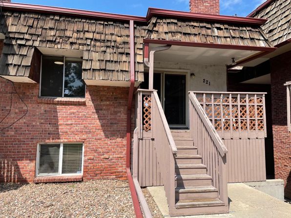 5491 E Warren Ave APT 221