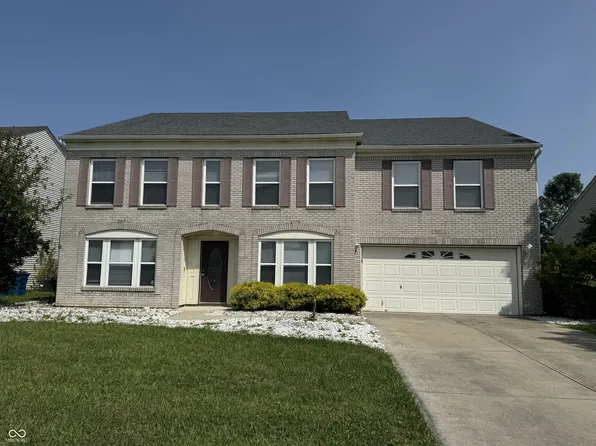 5671 N Rockingham Ln, McCordsville, IN 46055