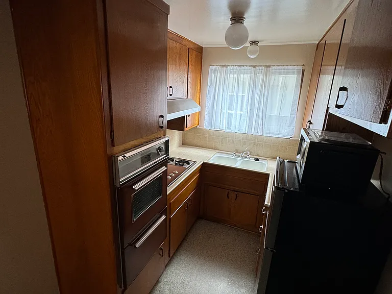 1222 N New Hampshire Ave #10 — Photo 14