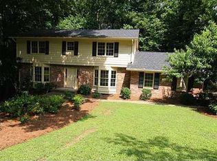 3966 Bonnington Ct, Chamblee, GA 30341