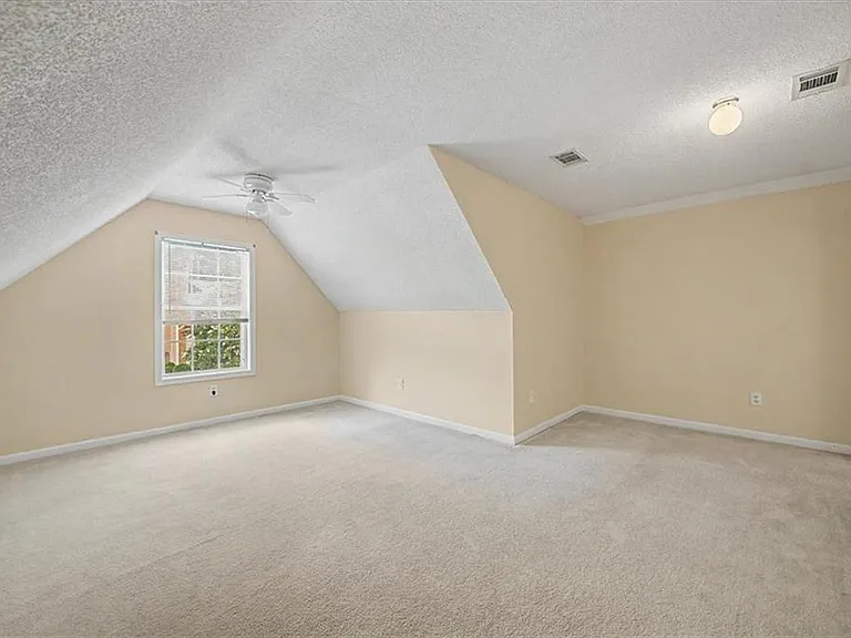 2025 Baramore Oaks Dr — Photo 20