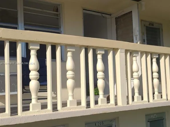 215 Sussex K #215, West Palm Beach, FL 33417