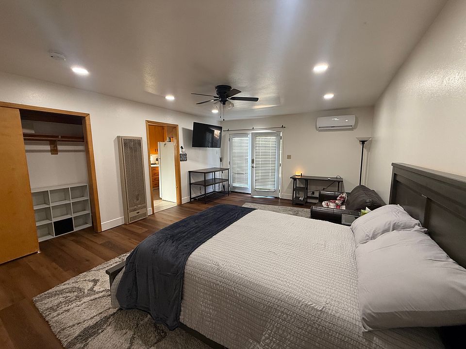 1st image of 327 W Highland Ave #2
