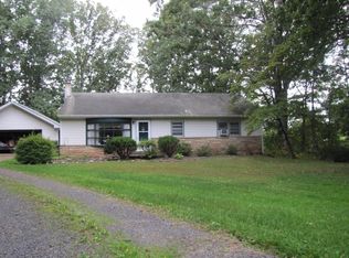 1128 Creamery Rd, Perkasie, PA 18944