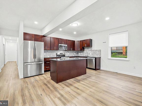 5th image of 514 Ryers Ave #A