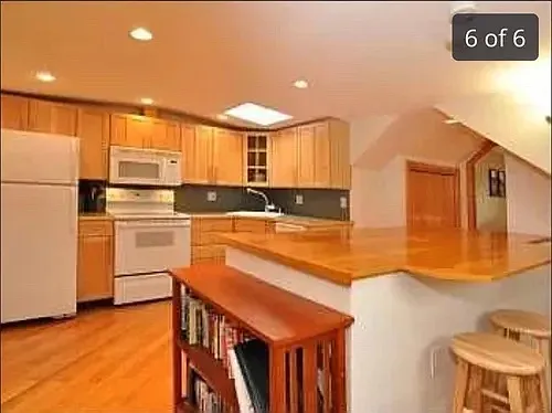 229 Hurley St — Photo 2