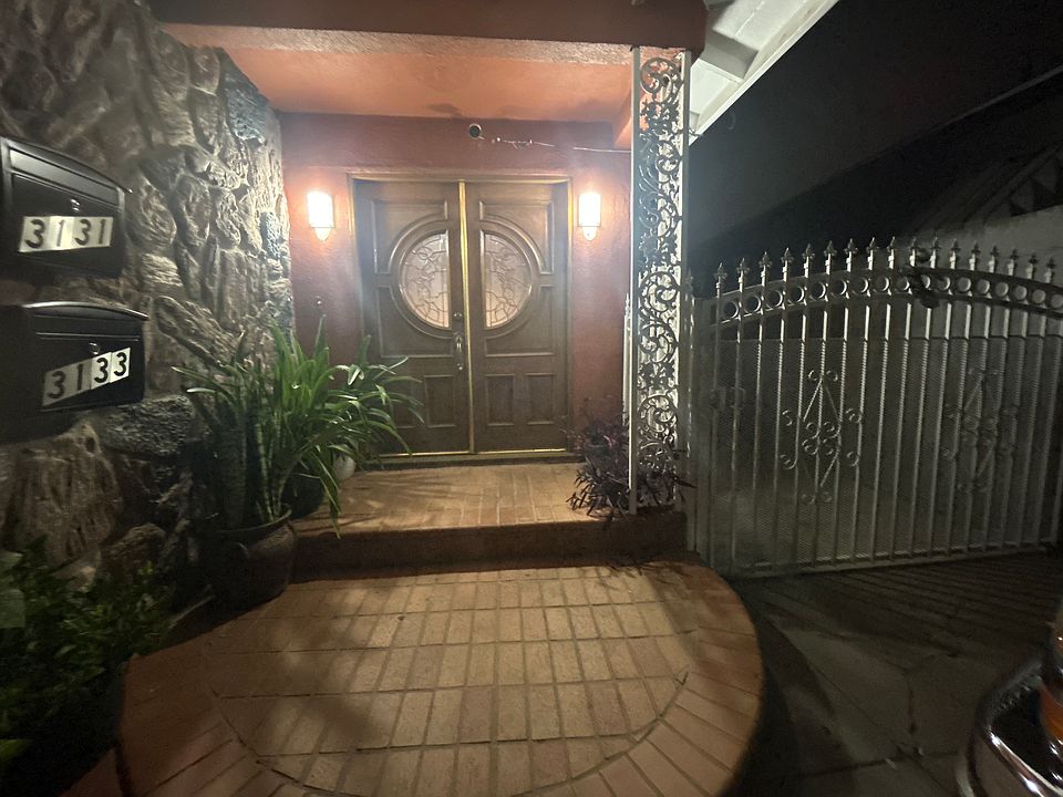 1st image of 3133 W 110th St #3133
