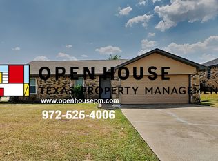 7056 Green Ridge Trl, Fort Worth, TX 76182