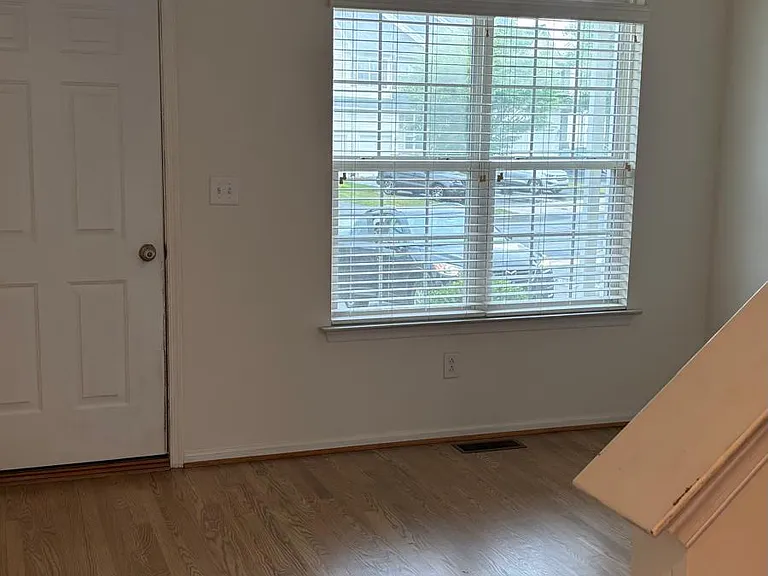 1161 Tudor Dr — Photo 12