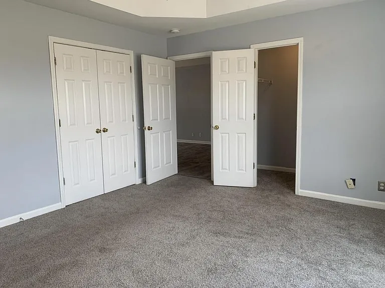 689 Artic Ave — Photo 13