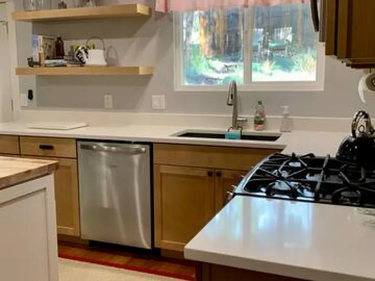 930 N Turquoise Dr — Photo 3
