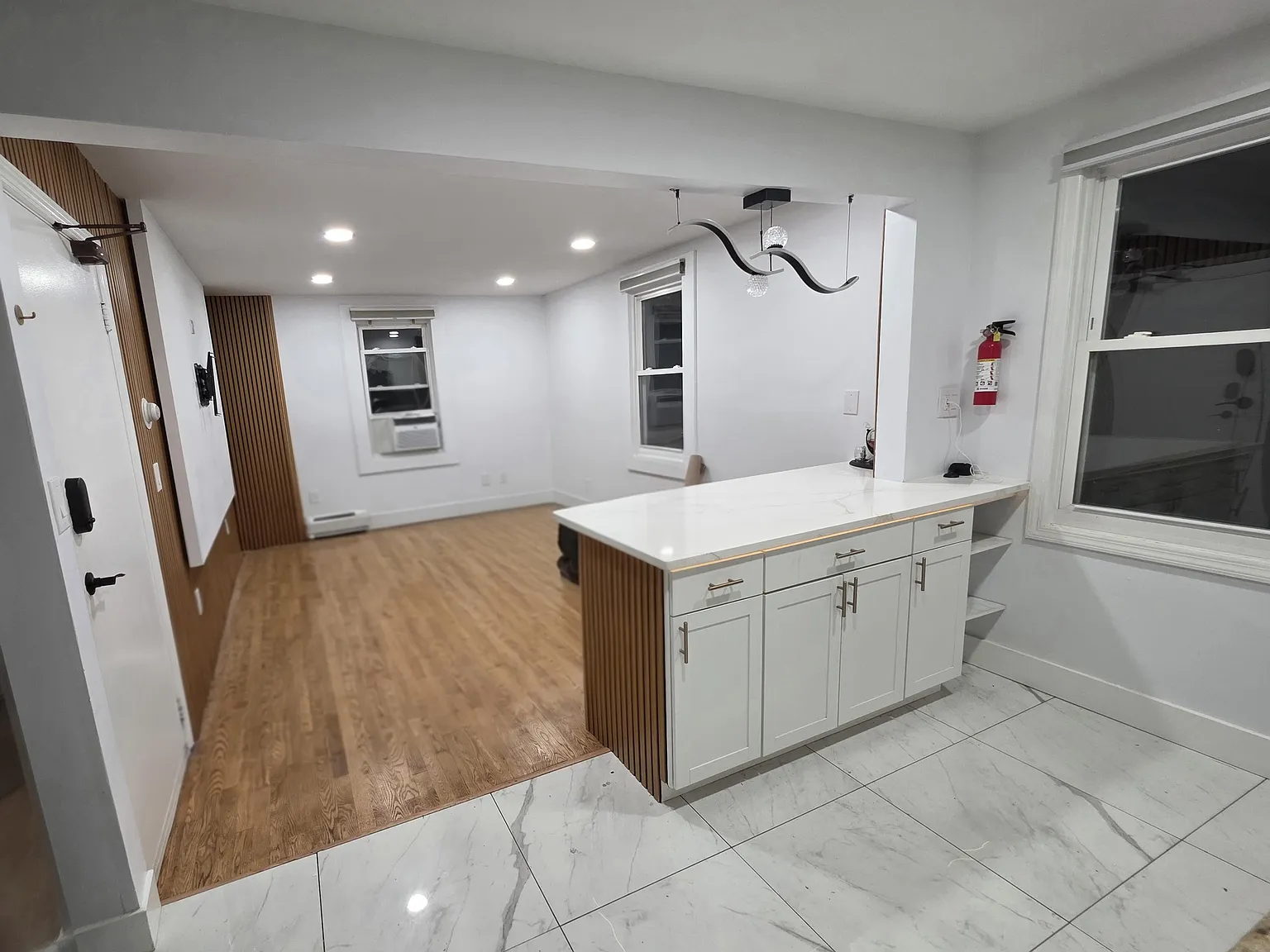 2 bed, $2,350 — Photo 3
