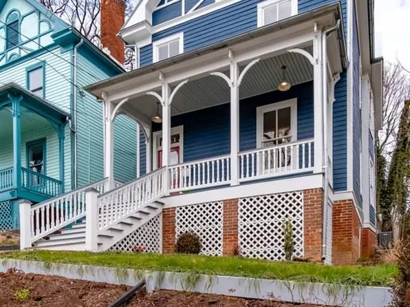 611 W Frederick St, Staunton, VA 24401