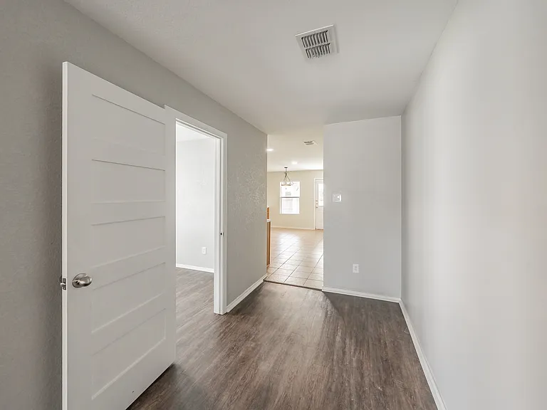 208 Weber River Trl — Photo 5