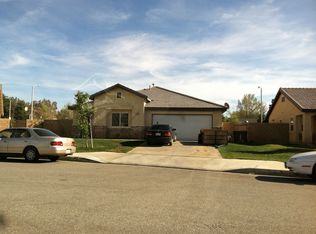 552 Cobb Rd, Lancaster, CA 93535