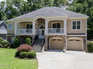 914 Oyster Pointe Dr, Sunset Beach, NC 28468