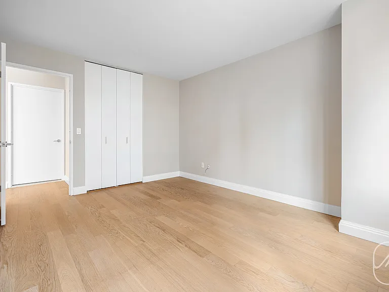 345 E 94th St #6D — Photo 6