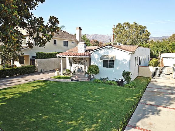 2nd image of 354 N Griffith Park Dr