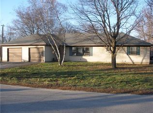 702 W 3rd St, Streator, IL 61364