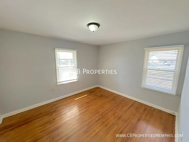 158 Wilson St — Photo 5
