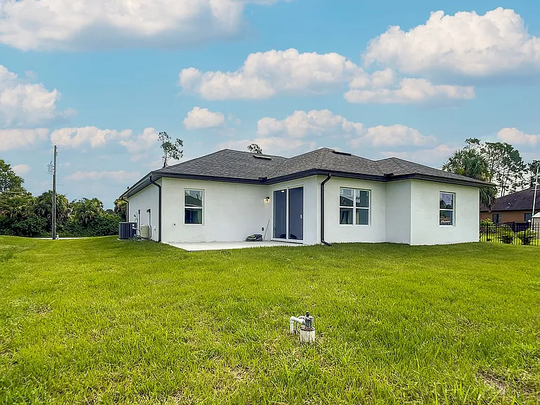 2109 Nordendale Blvd — Photo 39