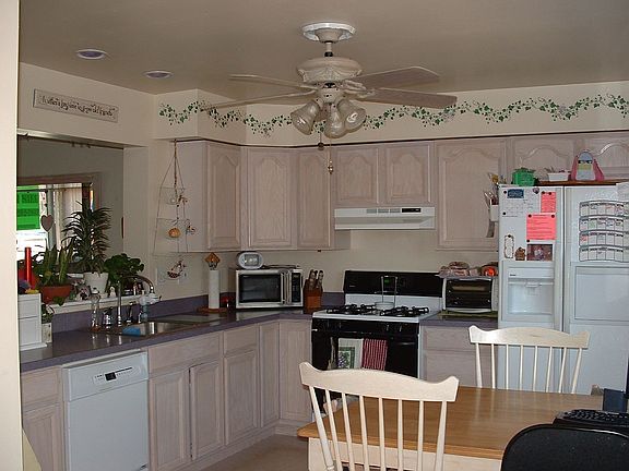 11 x 18 eat in kitchen with large pantry