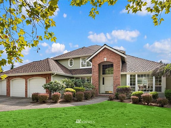 2nd image of 28017 NE 149th Pl