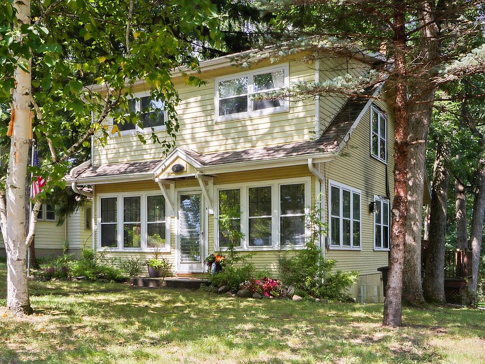 1st image of 558 Berwyn DRIVE