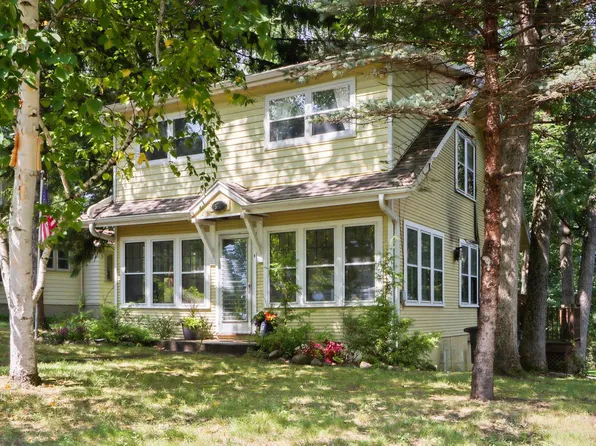 558 Berwyn DRIVE, Fontana, WI 53125