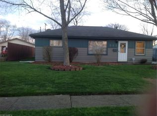 561 Willow Park Rd, Elyria, OH 44035