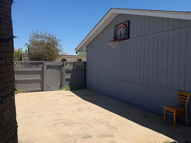 6443 E Avalon St — Photo 22