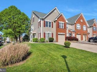 13 La Costa Dr, Blackwood, NJ 08012
