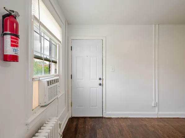 2425 E St NE, Washington, DC
