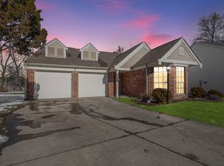 9420 Discovery Dr W, Indianapolis, IN