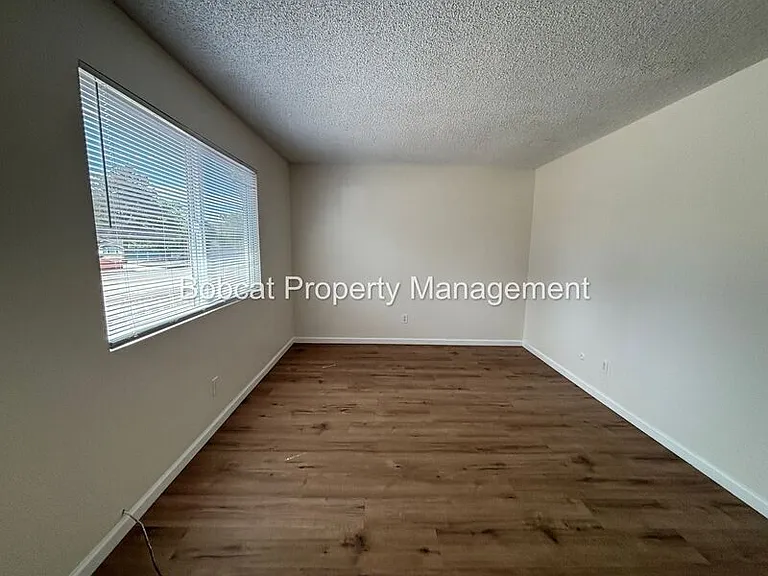 1501 N Edmonds Dr #A — Photo 12