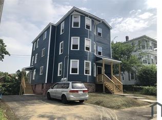 27 King Philip Rd, Worcester, MA 01606