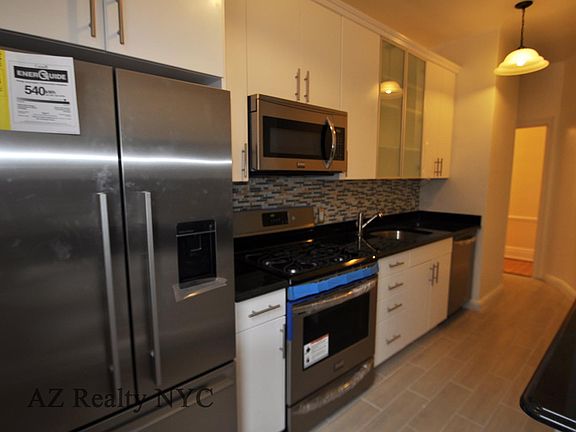 2nd image of 1104 Lexington Ave APT 2D